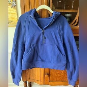 Lulu Lemon Blue Cropped Scuba